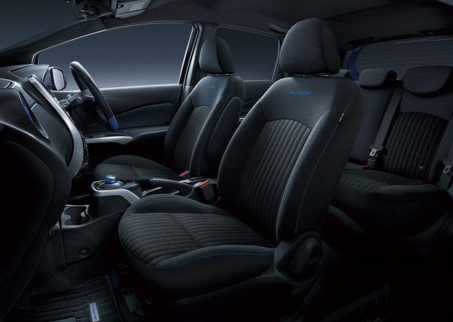 Панель приборов Nissan Note e-POWER Autech Sports Spec (E12) 2018 года  (JP) (фото 14 из 18)